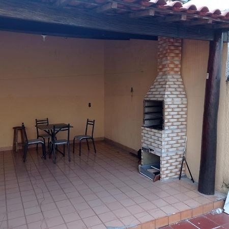 Casa Da Malu Hotel Uberlândia Buitenkant foto